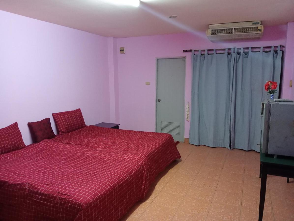 Apartments Thai Smile Pattaya Exterior foto