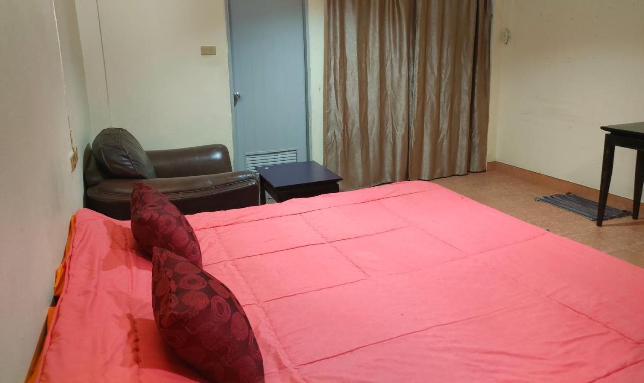 Apartments Thai Smile Pattaya Exterior foto